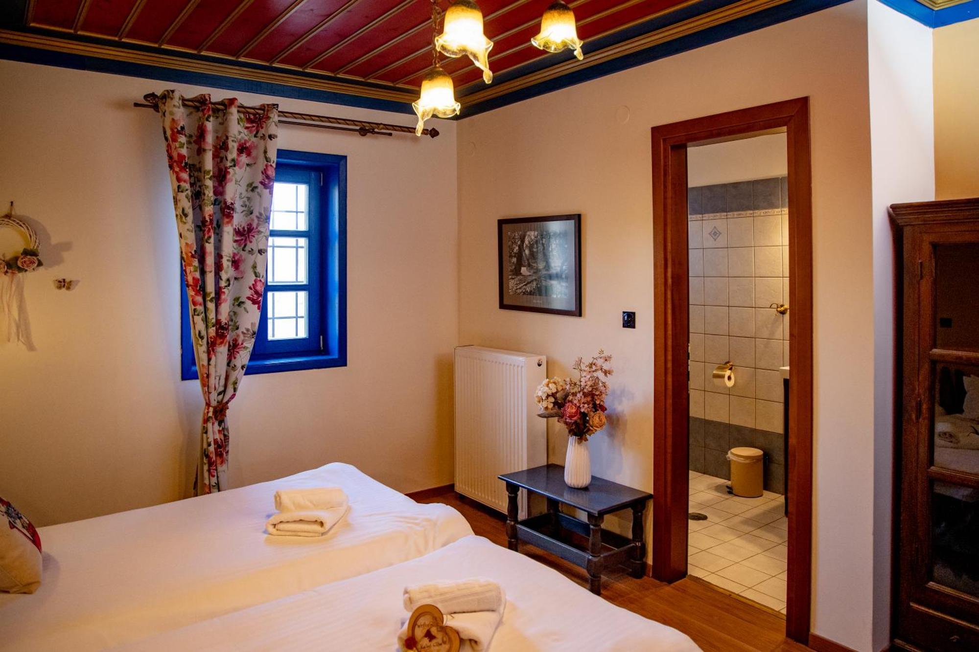 Arktouros Hotel Monodendri Ngoại thất bức ảnh