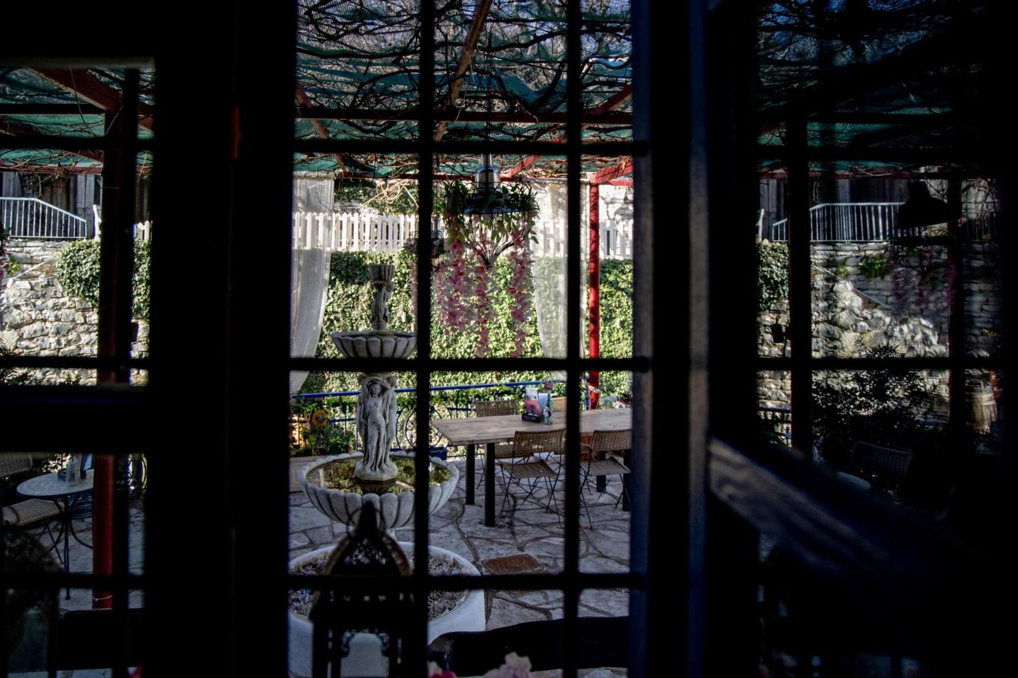 Arktouros Hotel Monodendri Ngoại thất bức ảnh
